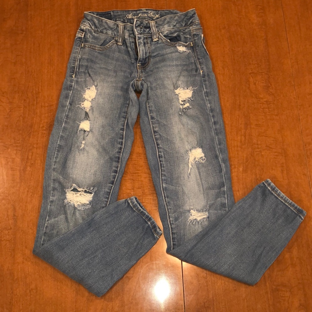 American eagle ripped jeans